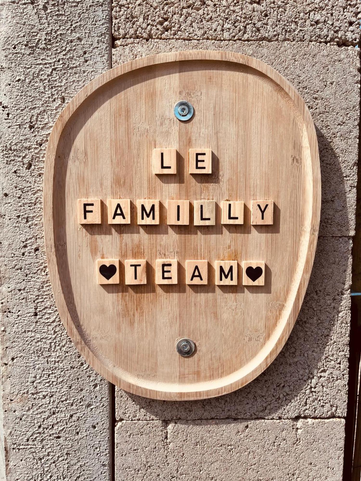 Hotel Le Familly Team Ardres Esterno foto